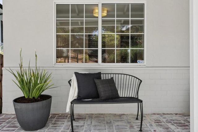 1085 Sunset Drive, San Carlos, CA 94070