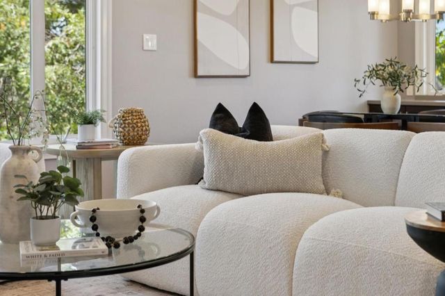 1085 Sunset Drive, San Carlos, CA 94070