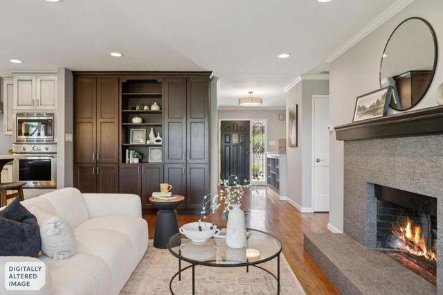 1085 Sunset Drive, San Carlos, CA 94070