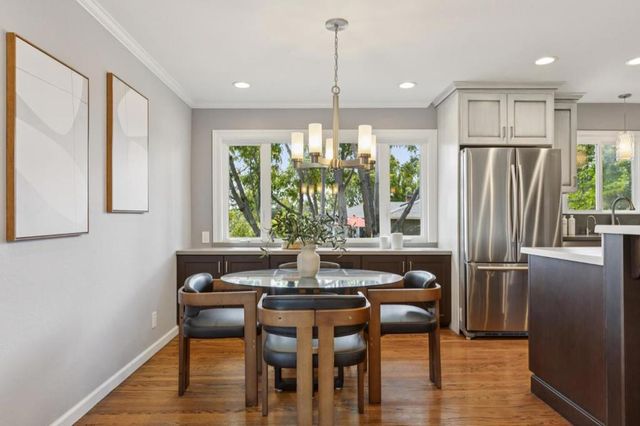 1085 Sunset Drive, San Carlos, CA 94070