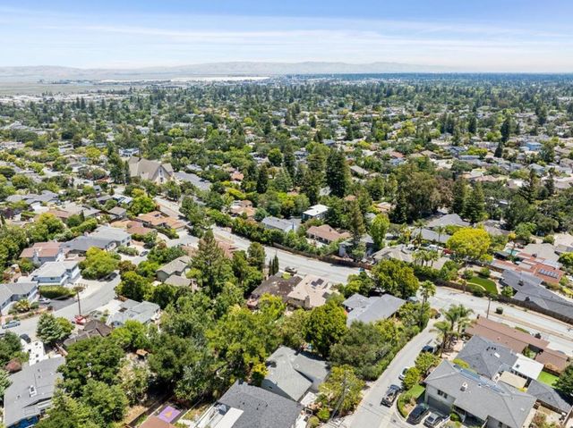 1085 Sunset Drive, San Carlos, CA 94070