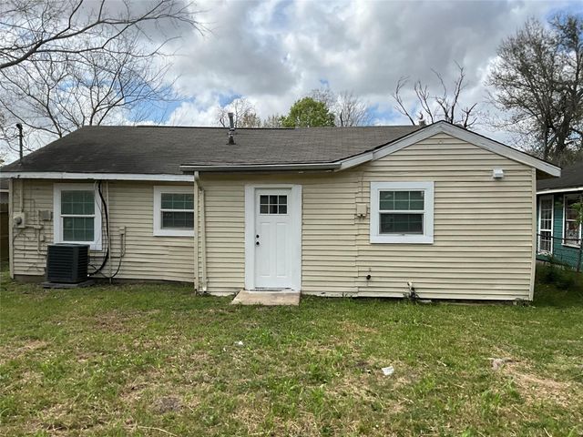 6709 Kassarine Pass, Houston, TX 77033