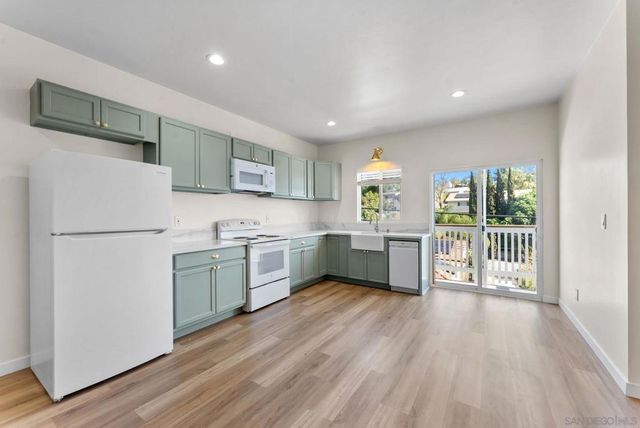 4445 4449 Mataro Dr, San Diego, CA 92115