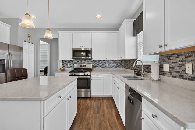 2431 Fitzhugh Turn, Yorkville, IL 60560