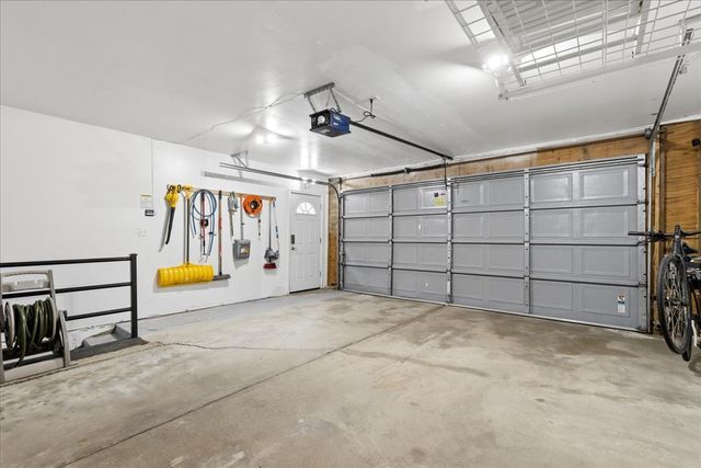 712 N Throop Street, Chicago, IL 60642
