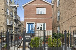712 N Throop Street, Chicago, IL 60642