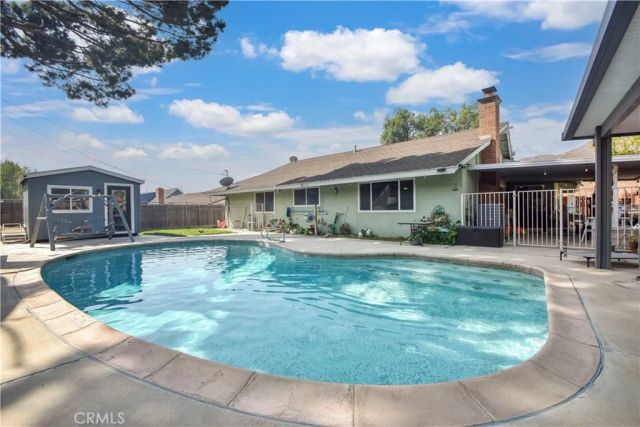 5493 Peacock, Riverside, CA 92505