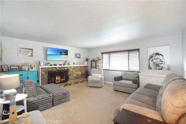 5493 Peacock, Riverside, CA 92505