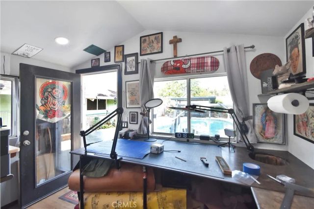 5493 Peacock, Riverside, CA 92505
