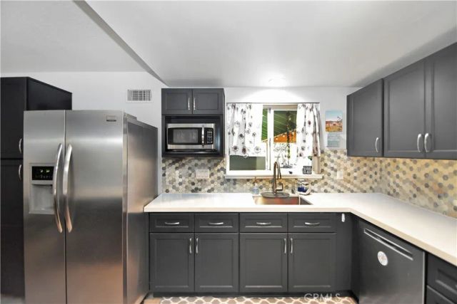 5493 Peacock, Riverside, CA 92505
