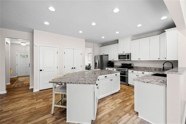 344 Greene Dr, Jefferson Hills, PA 15025