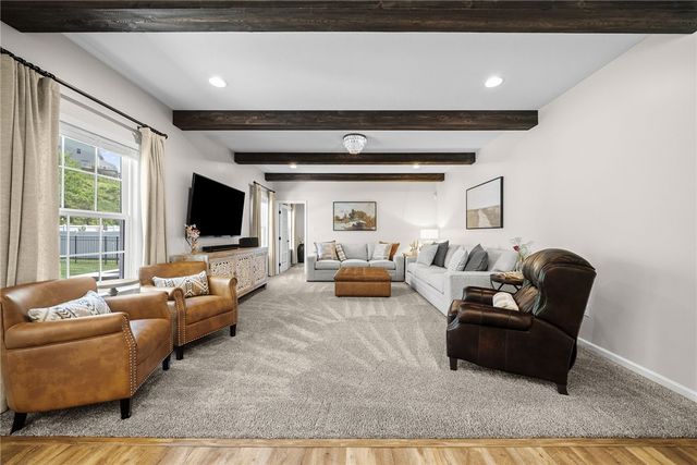 344 Greene Dr, Jefferson Hills, PA 15025