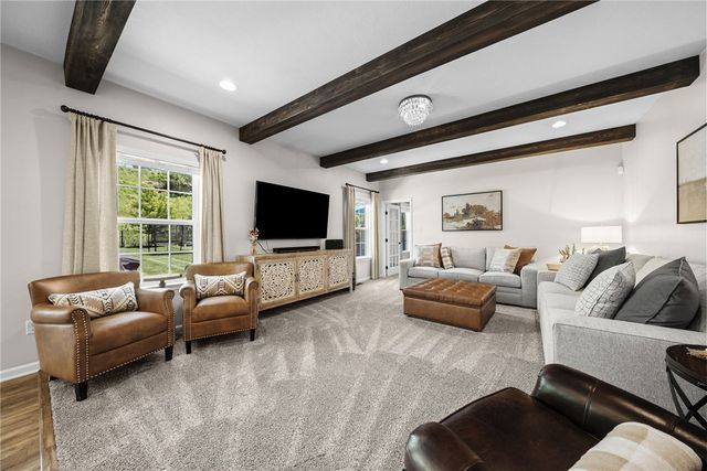 344 Greene Dr, Jefferson Hills, PA 15025