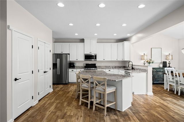 344 Greene Dr, Jefferson Hills, PA 15025