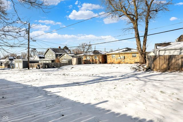 1814 New Street, Indianapolis, IN 46203