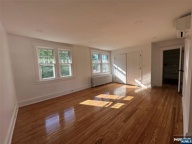 542 Prospect Avenue, Ridgefield, NJ 07657