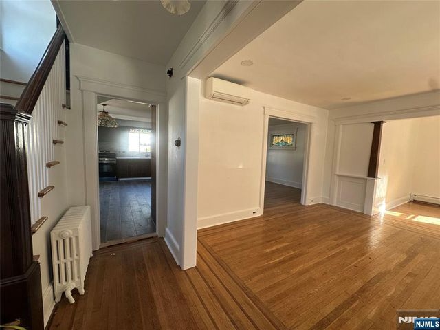 542 Prospect Avenue, Ridgefield, NJ 07657