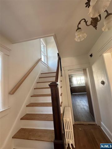 542 Prospect Avenue, Ridgefield, NJ 07657