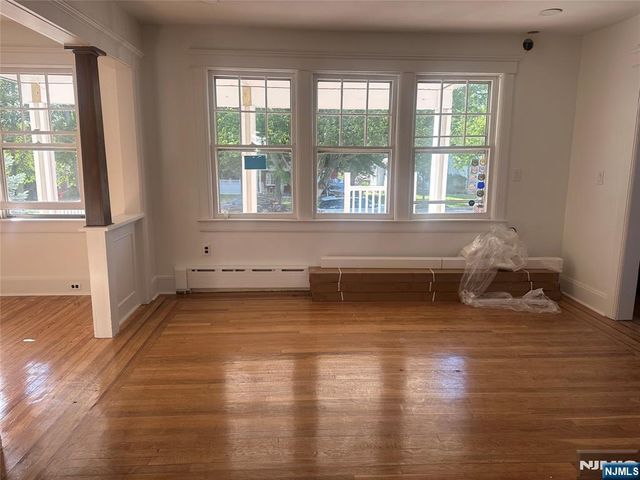542 Prospect Avenue, Ridgefield, NJ 07657