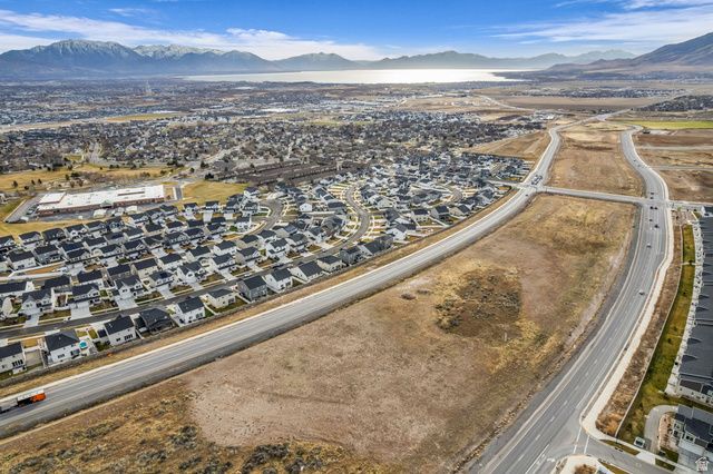 2103 N ELDERBERRY DR, Saratoga Springs, UT 84045