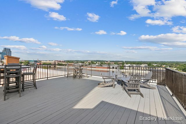 940 Monroe Avenue Suite 107, Grand Rapids, MI 49503