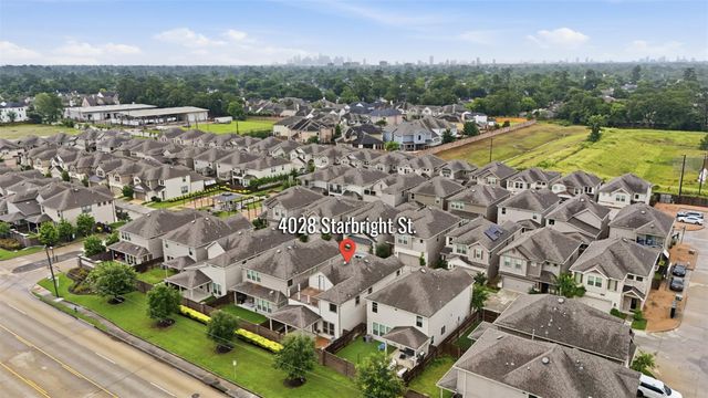 4028 Starbright Street, Houston, TX 77018