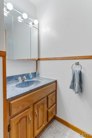 601 Spinnerville Gulf Rd N, German Flatts, NY 13357