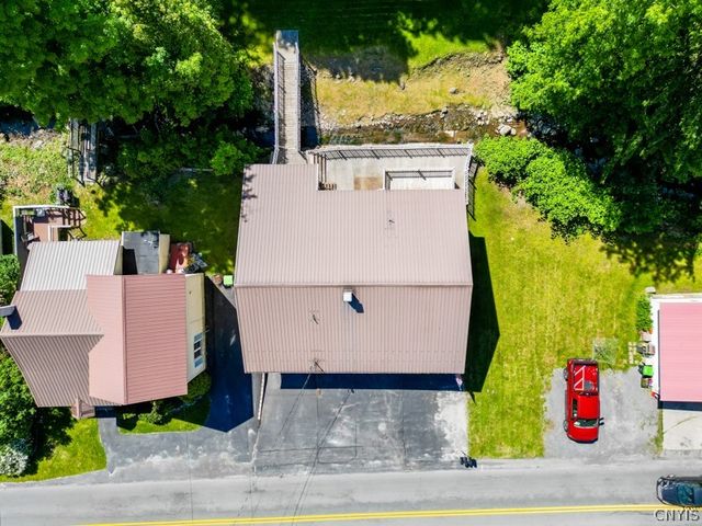 601 Spinnerville Gulf Rd N, German Flatts, NY 13357