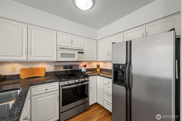 5243 40th Avenue NE, Seattle, WA 98105