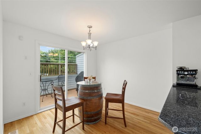 5243 40th Avenue NE, Seattle, WA 98105