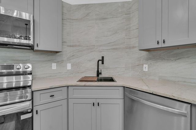 1854 Oleander Court, Charleston, SC 29414