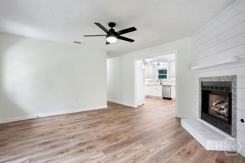 Image 7 of property listing at 223 Melrose Place, Rincon, GA 31326