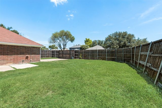 2316 Homestead Drive, Mesquite, TX 75181