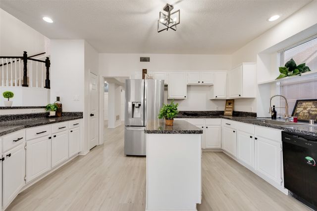 2316 Homestead Drive, Mesquite, TX 75181