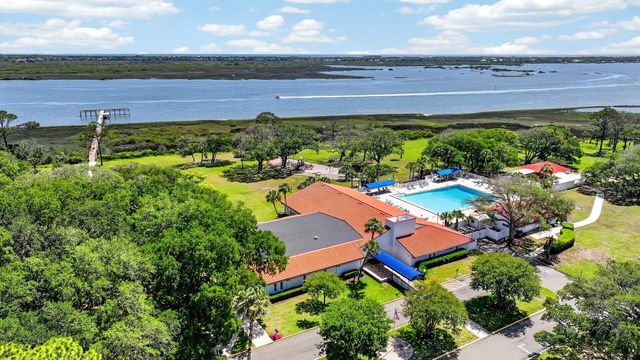 621 Shores Blvd, St Augustine, FL 32086