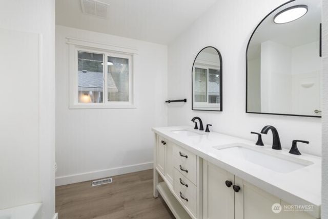 11586 Scott Road, Bow, WA 98232