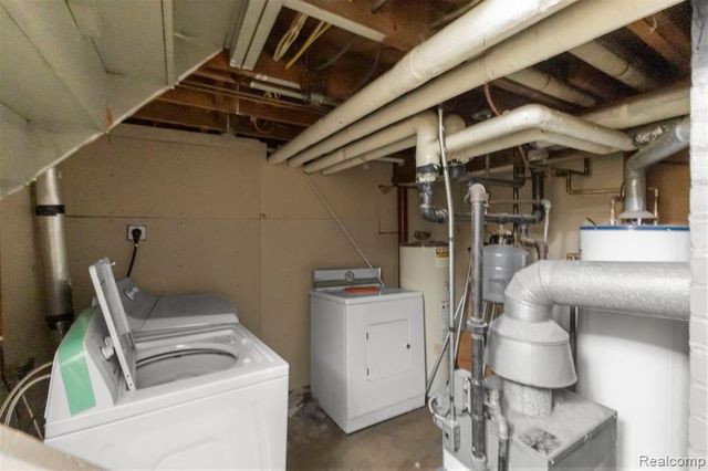 21551 Edison Street, Dearborn, MI 48124