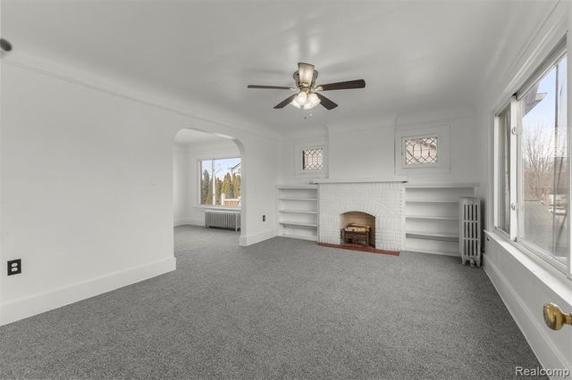 21551 Edison Street, Dearborn, MI 48124