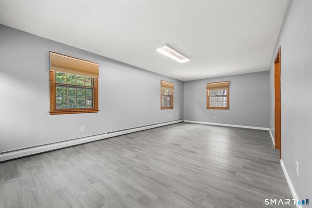 50 Woodhaven Drive, Burlington, CT 06013