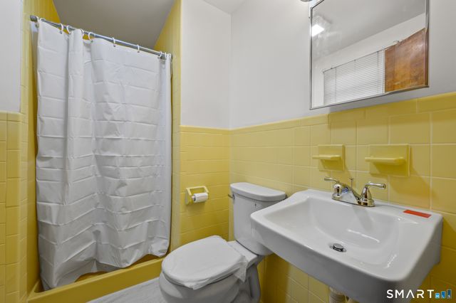 50 Woodhaven Drive, Burlington, CT 06013