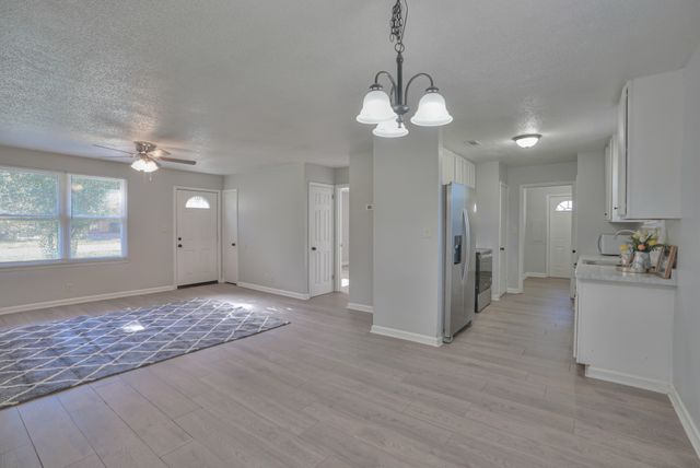 603 Spruce Dr, Clarksville, TN 37042