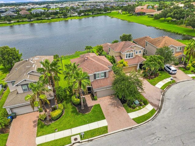 8478 NANDINA DRIVE, Sarasota, FL 34240