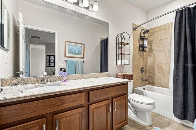 8478 NANDINA DRIVE, Sarasota, FL 34240
