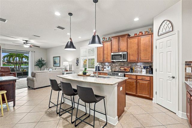 8478 NANDINA DRIVE, Sarasota, FL 34240