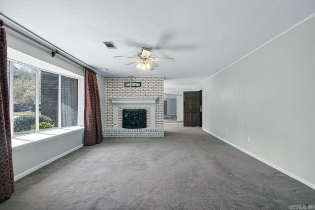 305 Cottonwood Drive, England, AR 72046