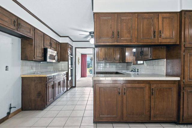 305 Cottonwood Drive, England, AR 72046