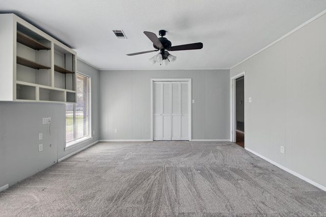 305 Cottonwood Drive, England, AR 72046