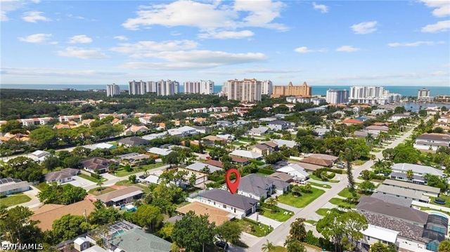 638 93rd AVE N, Naples, FL 34108