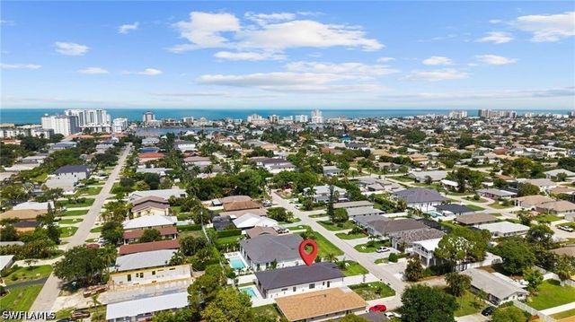 638 93rd AVE N, Naples, FL 34108