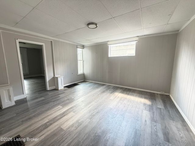 2823 W Main St, Louisville, KY 40212